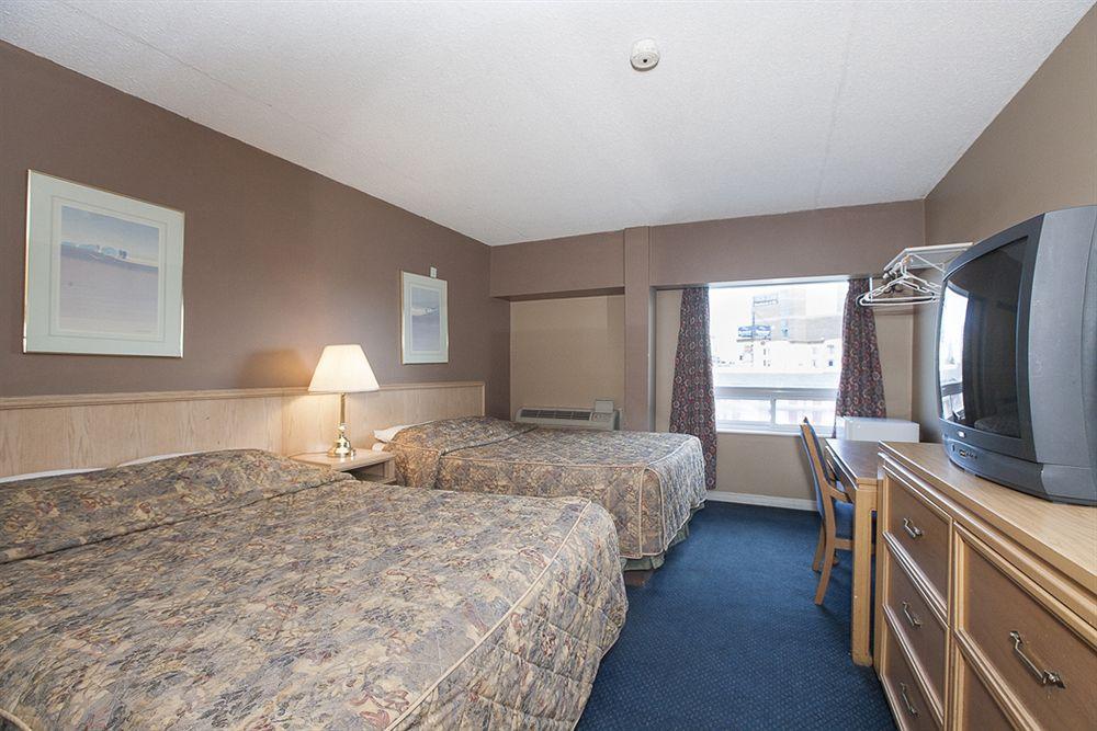 Admiral Inn By The Falls Niagara Falls Exterior photo