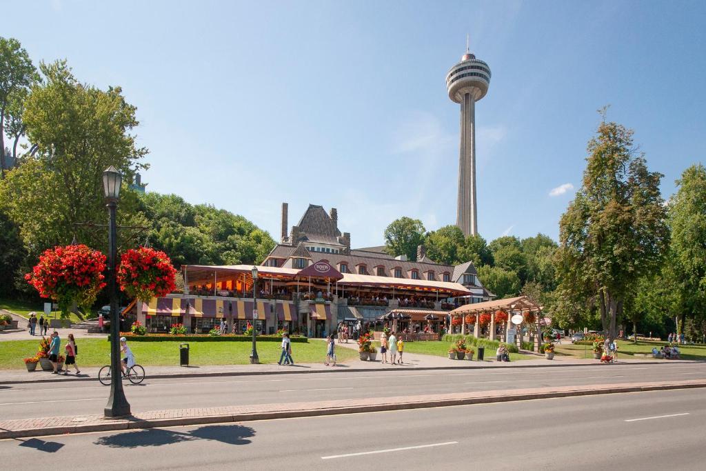 Admiral Inn By The Falls Niagara Falls Exterior photo
